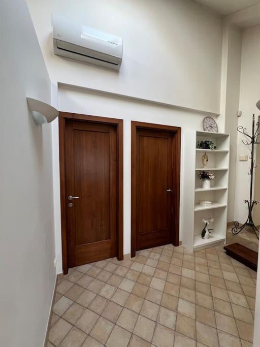 Old Town Apartment With Free Parking Wilno Zewnętrze zdjęcie